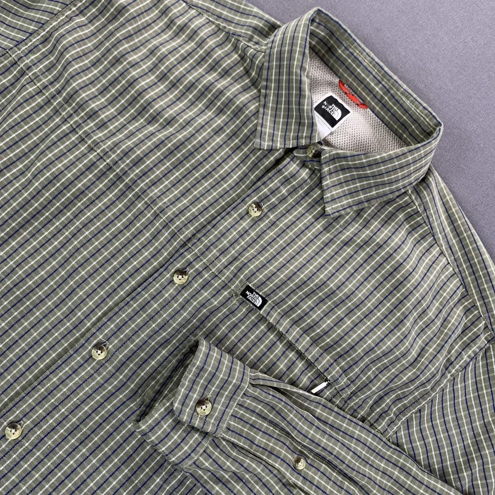 The North Face Shirt Men MD Green Graph Plaid Zip Chest Pocket Mesh Lined Vented